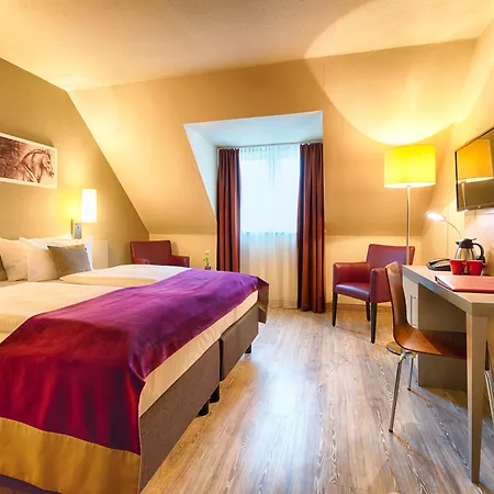 Leonardo Mannheim-ladenburg 4*