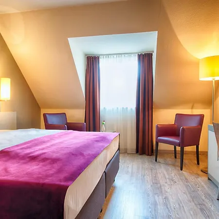 Hotel Leonardo Mannheim-ladenburg 4*