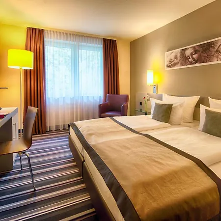 Leonardo Mannheim-ladenburg Hotel 4*