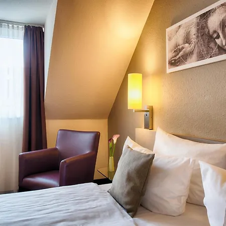 Leonardo Mannheim-ladenburg Hotel 4*